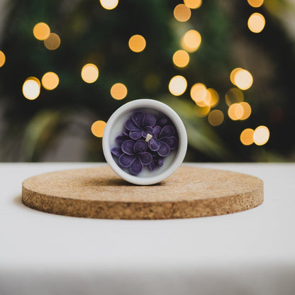 Vela Plumeria – Elegancia Floral en tu Espacio