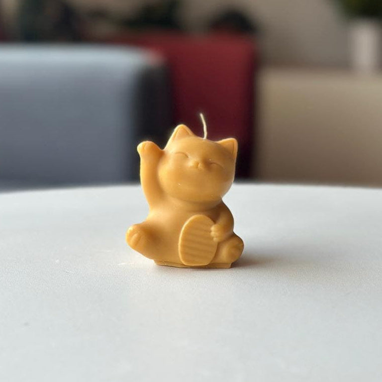 Vela Gatito de la Suerte – Prosperidad y Buena Energía