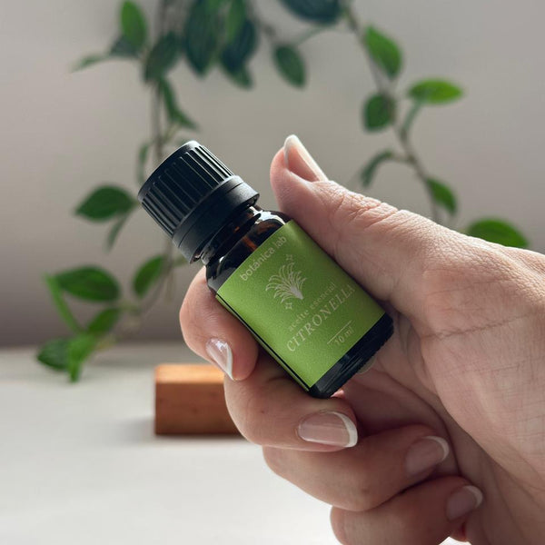 Aceite esencial de citronella Botánica Lab 10 ml para difusor, aromaterapia y repeler mosquitos naturalmente