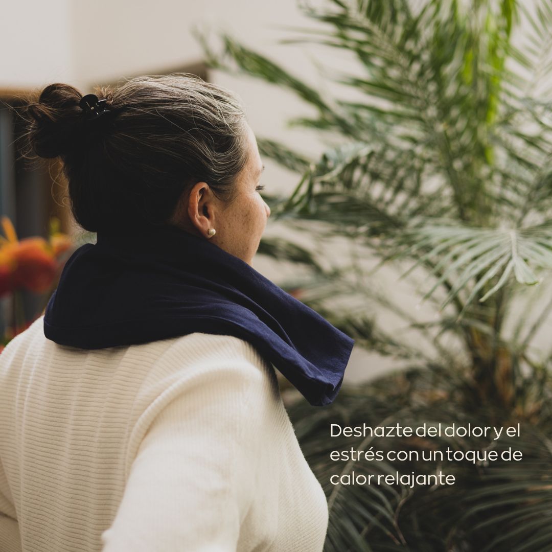 Alivia dolores musculares y articulares con el Pack ArniCare: ungüento de árnica y cojín terapéutico de semillas para microondas. Bienestar natural y efectivo.