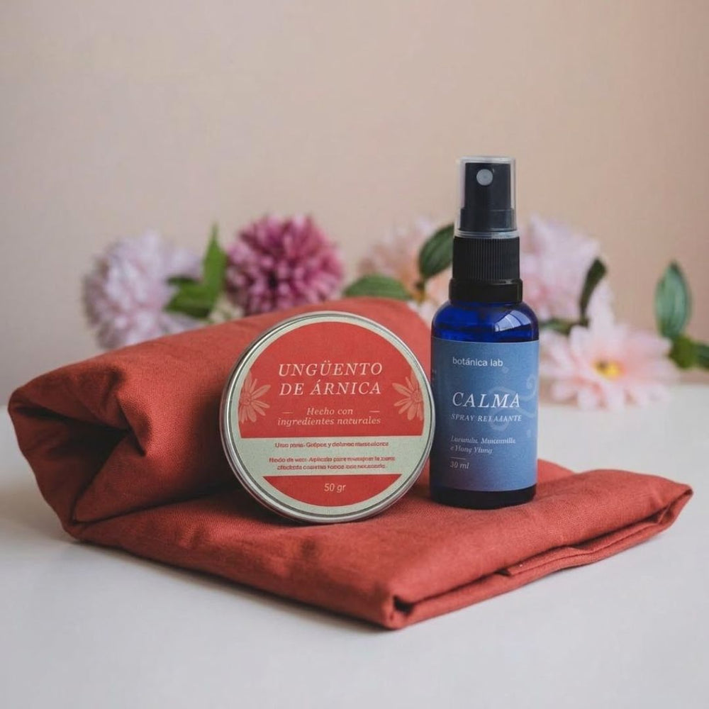 Pack Ritual Alivio y Descanso Botánica Lab con cojín de semillas y productos relajantes para aliviar dolor y mejorar el descanso.